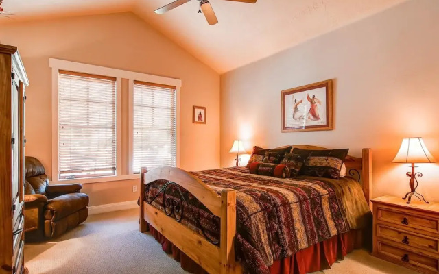 Town Pointe by Park City Lodging