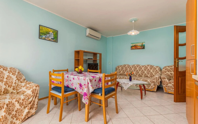 Amazing Apartment in Pula With 1 Bedrooms and Wifi