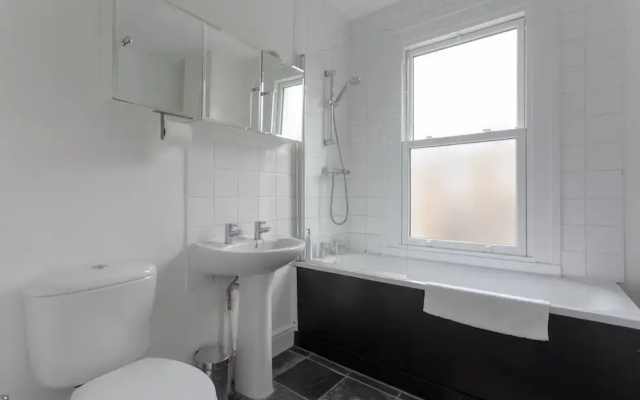 1 Bedroom Apartment in Maida Hill