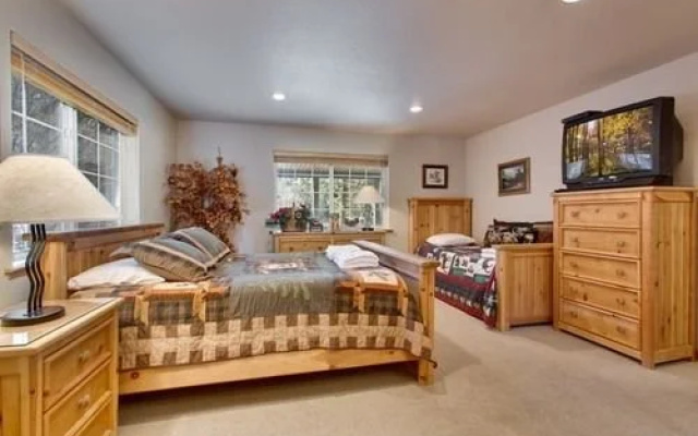 789 Tuolomne Drive