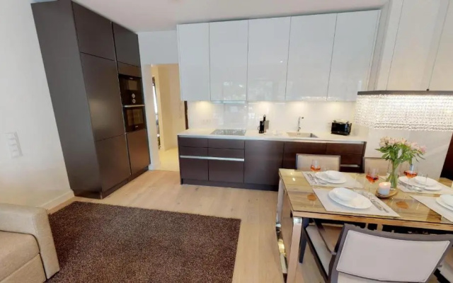 White Pearl Apartment 3.08