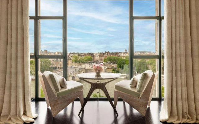 Cheval Blanc Paris