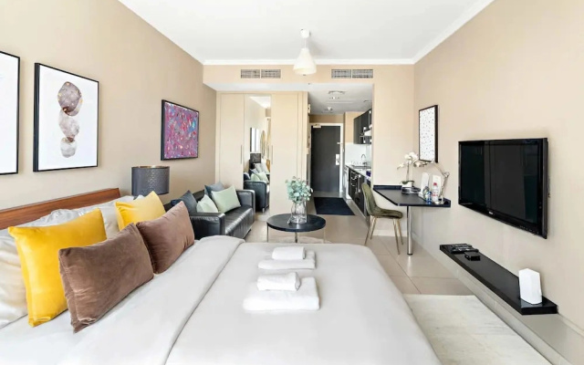 Silkhaus Modern Studio Near Almas in West Lake