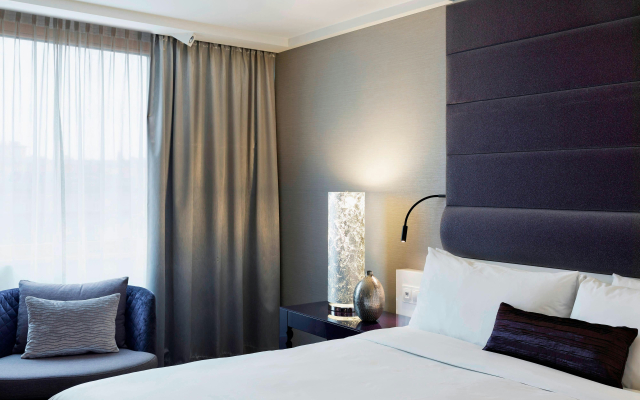 Renaissance®  Vienna Schönbrunn Hotel