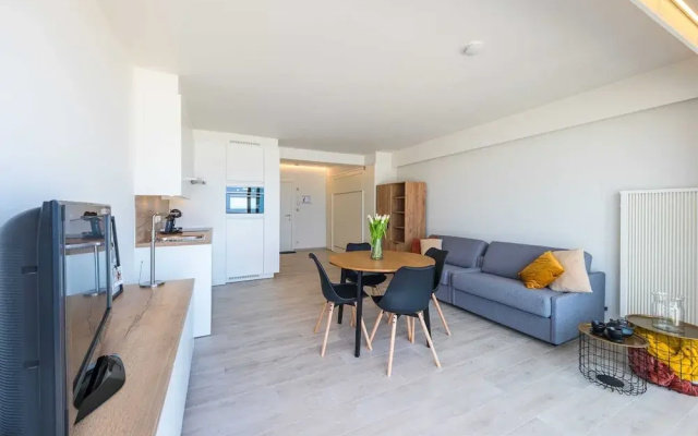 Beautiful Apartment With Stunning sea View