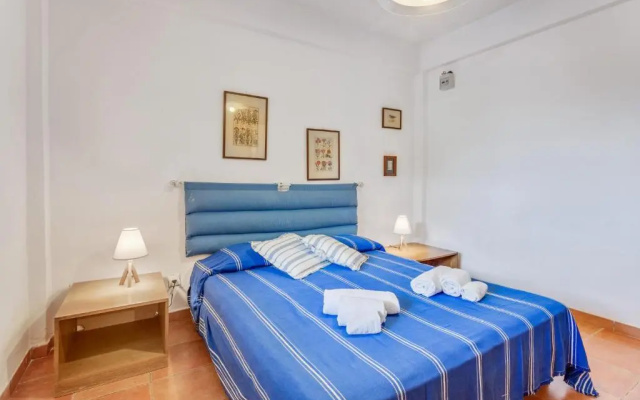 Scopello Flat with Panoramic Courtyard and Parking
