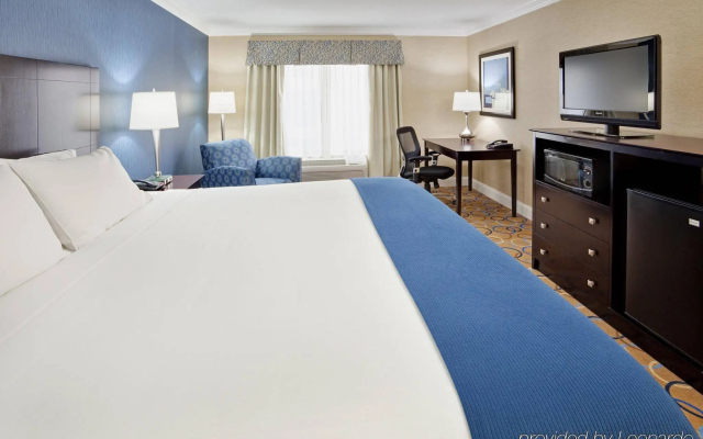 Holiday Inn Express & Suites Williamsport by IHG