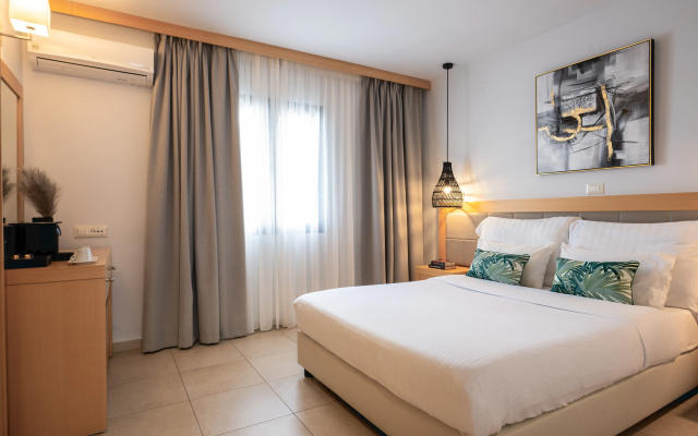 Ariadne Beach - Adults Only
