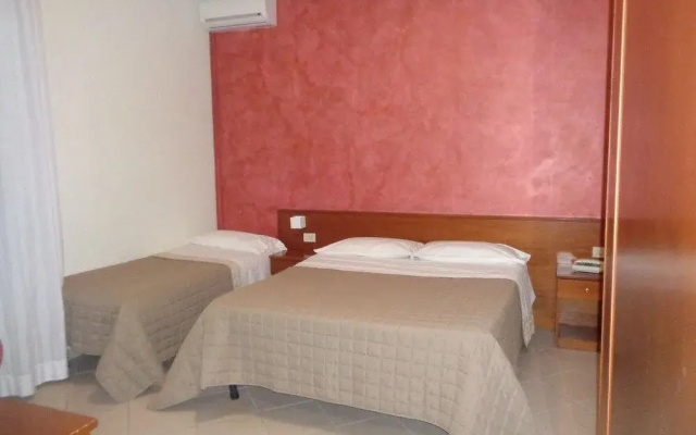 Hotel Millennium