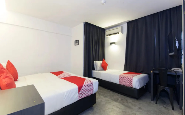 OYO 416 Grid 9 Hotel