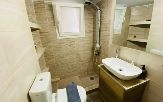 Koukaki Comfortable Apartment
