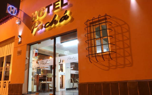 Hotel Pachá