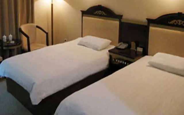 Beijing GuoMen Business Hotel