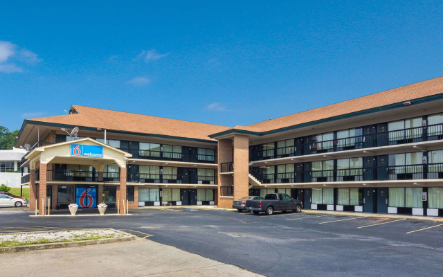 Motel 6 Macon, GA
