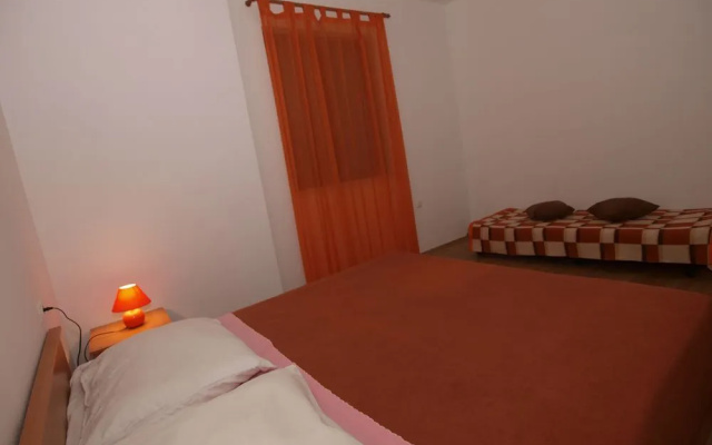 Apartment Emil 769