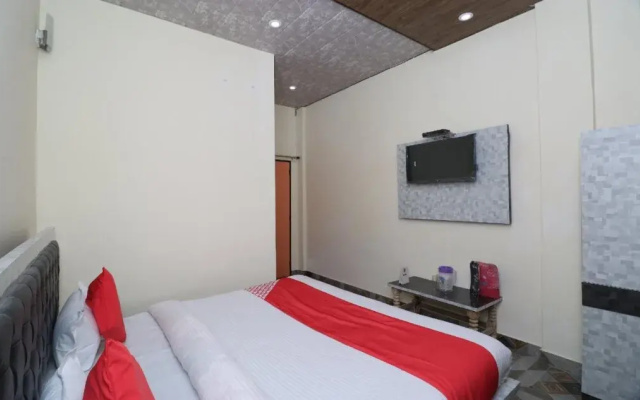 Green Mountains by OYO Rooms