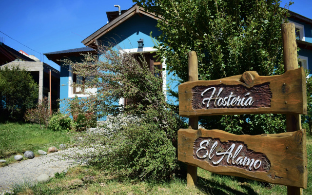 Hosteria El Alamo