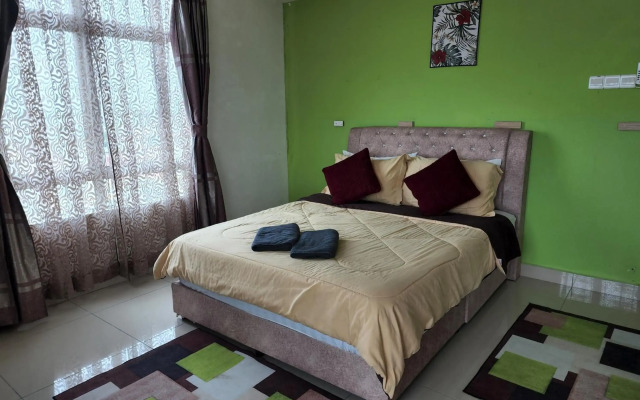 The Viana Apartment IV