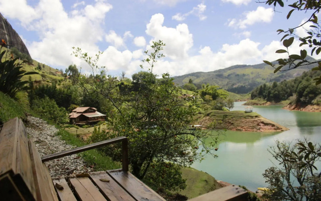 Galeria Guatape Hostel