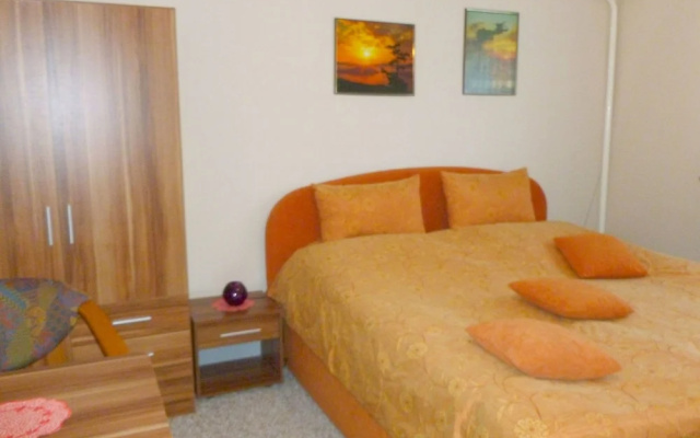 Spacious Apartment in Rerik Germany with Garden