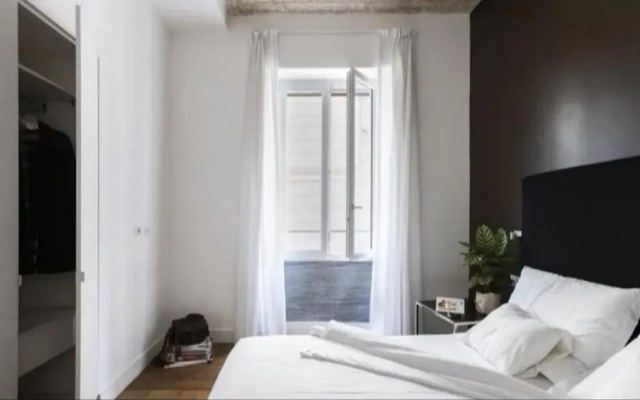 App Leoncino Design Apartment in Rome