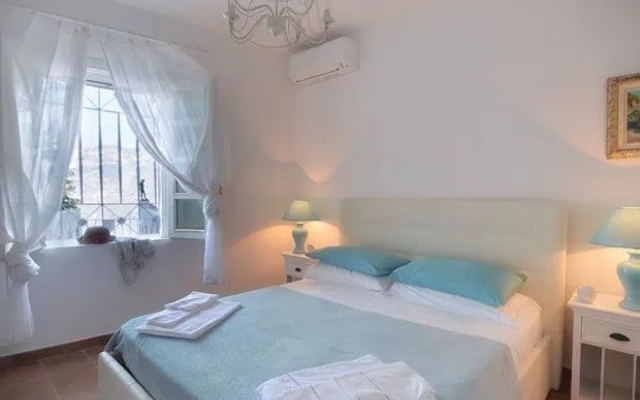 Villa Costanza