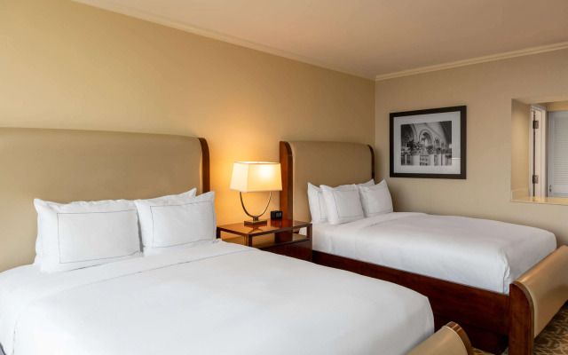 Hilton Alexandria Mark Center