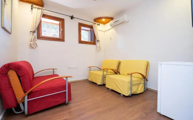Dort Mevsim Butik Otel