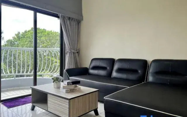 Selat Horizon Condominium by Myplace