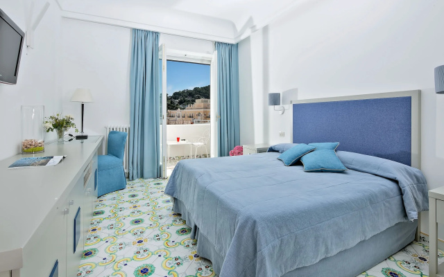 Отель Gatto Bianco Hotel & SPA