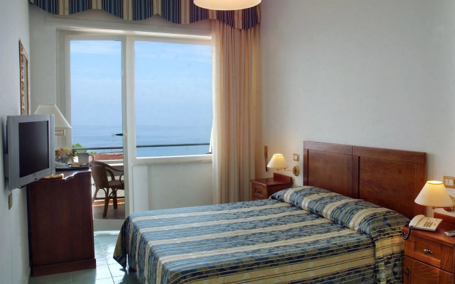 Baia Hotel