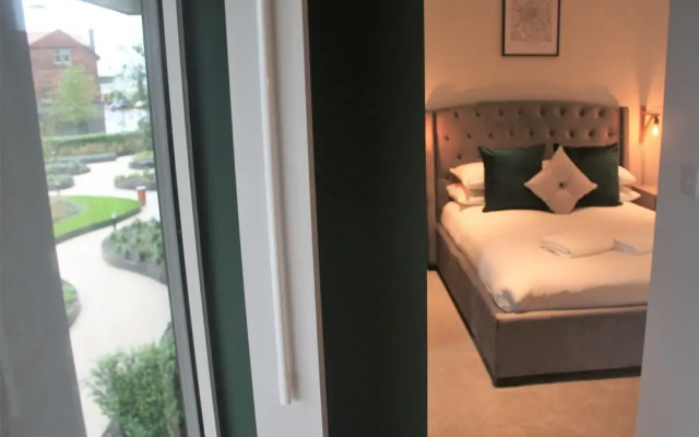 Urbana Apartments -Blackfriars