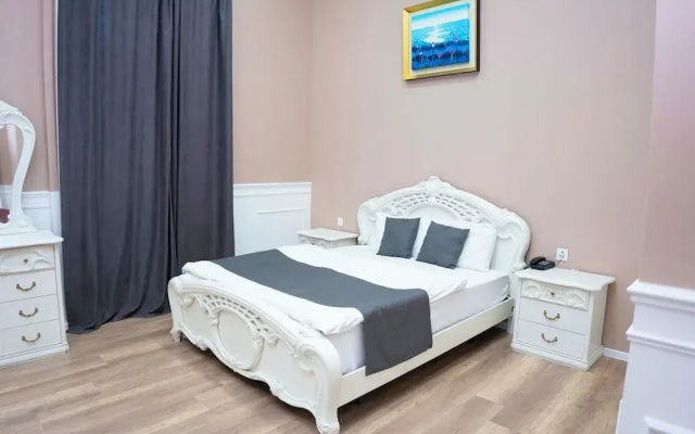 Royal Boutique Hotel