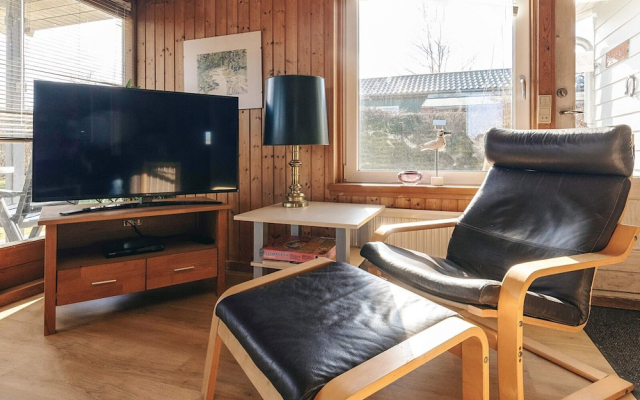 Spacious Holiday Home in KarrebÃ¦ksminde near Fishing