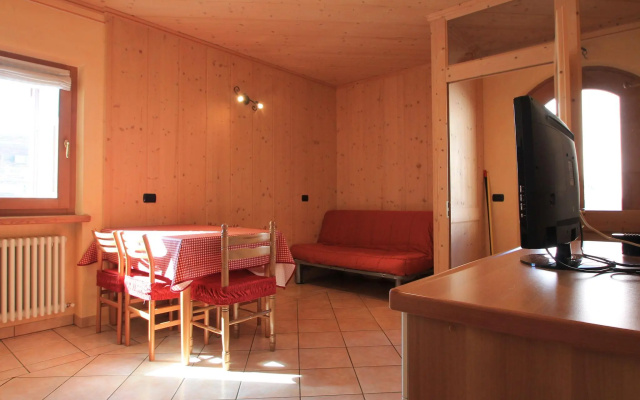 Enticing Holiday Home in Livigno near Ski Area