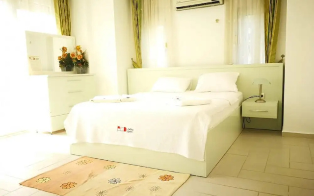 Exceptional Villa With Private Pool in Antalya