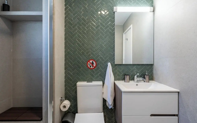 Hazel 2-BR Apt. & Balcony in Larnaca