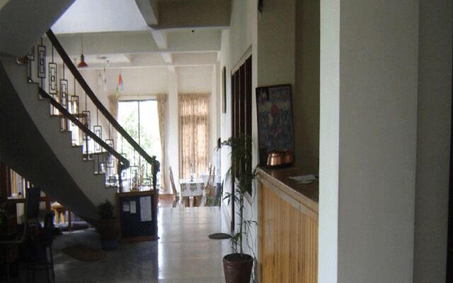 Отель Kumari Inn Непал, Катманду - отзывы, цены и фото номеров - забронировать отель Kumari Inn онлайн вид на фасад