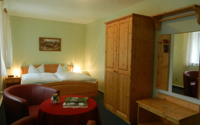 Waldgasthof & Hotel Am Sauwald