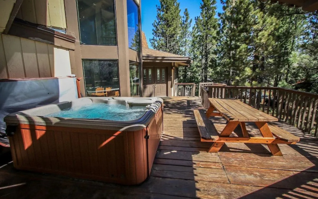 Lakeside Villa