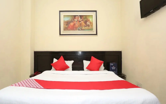 OYO 15848 Hotel Mahajan Palace