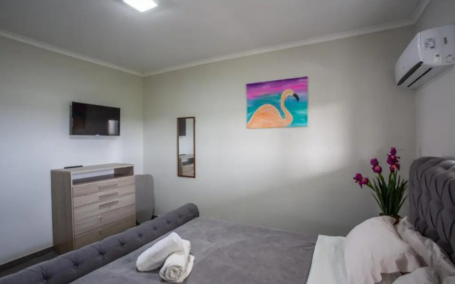 Curadise Living