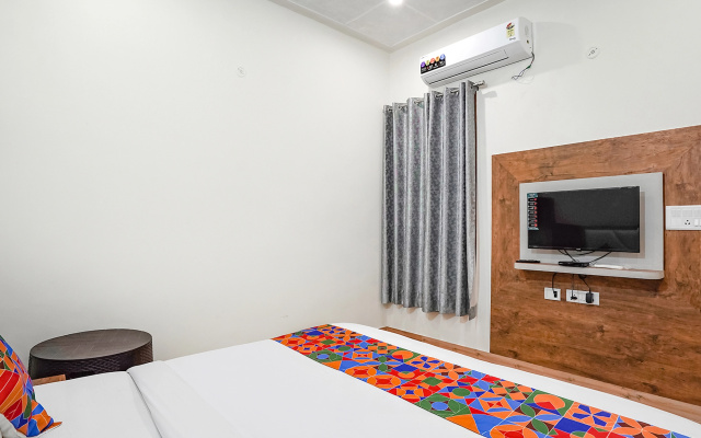 Fabhotel Sirtaj Suites