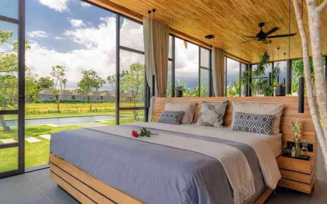 Sea View Pool House