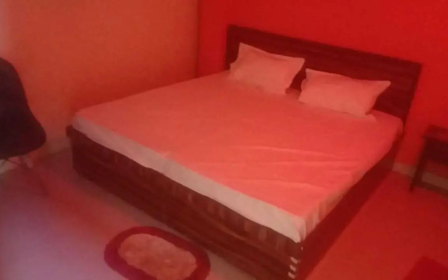 POP IAE488 Happy Hotel Taj Highway