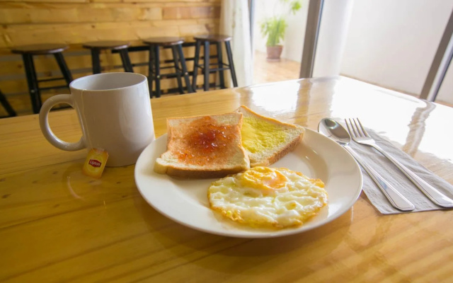 Alice Semporna Backpackers Hostel