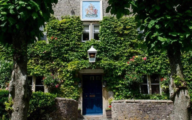 Bath Arms Crockerton