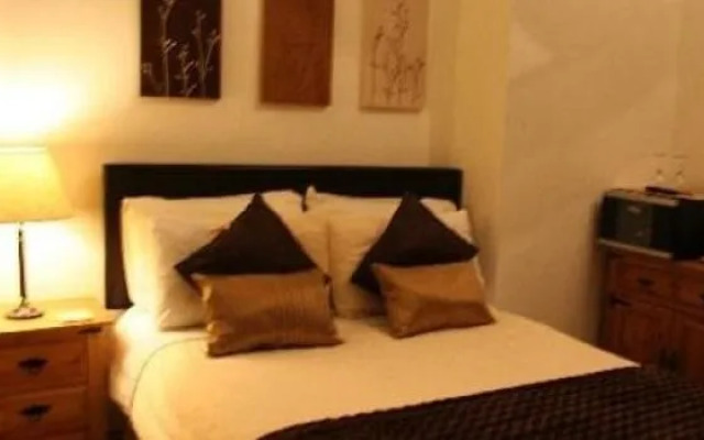 Racehorse Inn