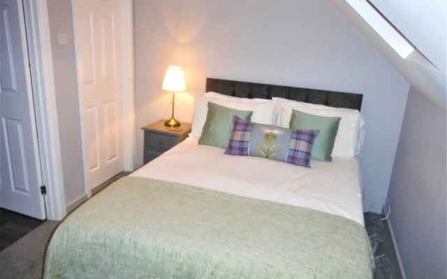 Select Serviced Accommodation - Canal Walk