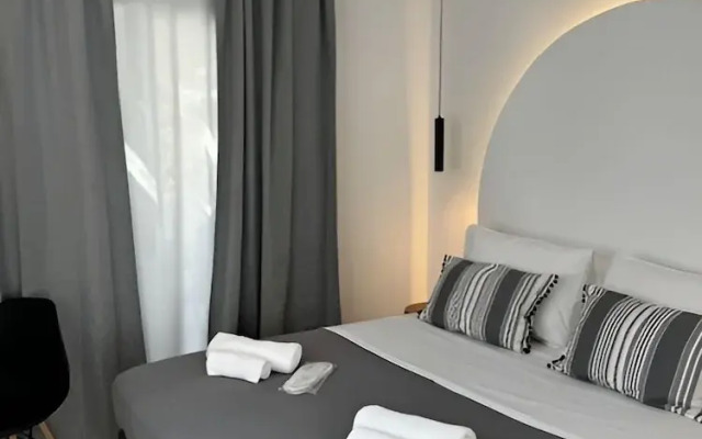 Angelo Estate Santorini